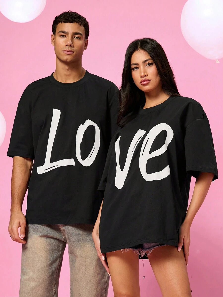 Manfinity Unisex 2 stuks koppel 'LOVE' letterprint losse pasvorm drop shoulder ronde hals korte mouw t-shirt set, geschikt voor dagelijks gebruik
