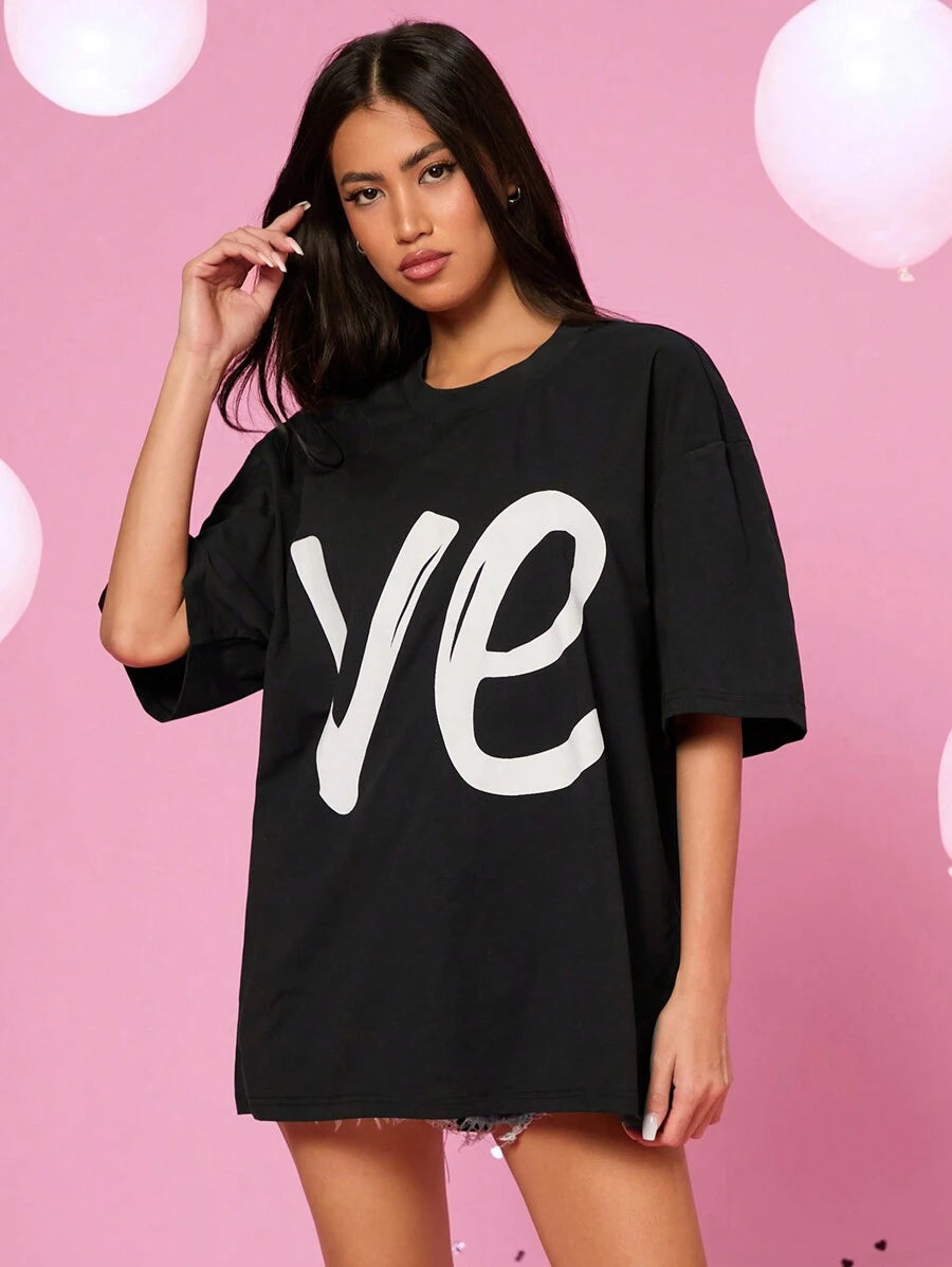 Manfinity Unisex 2 stuks koppel 'LOVE' letterprint losse pasvorm drop shoulder ronde hals korte mouw t-shirt set, geschikt voor dagelijks gebruik